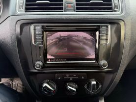 2017 VOLKSWAGEN JETTA SEDAN 4-CYL, TURBO, 1.4 LITER 1.4T SE SEDAN 4D