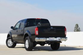 2016 NISSAN FRONTIER CREW CAB PICKUP V6, 4.0 LITER SV PICKUP 4D 5 FT