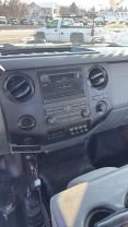 2013 Ford F350 Super Duty Regular Cab 4x4 Xl Cab & Chassis 2d - Image 11