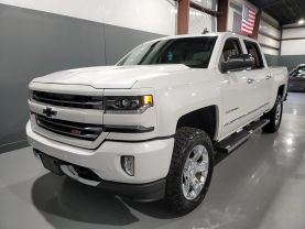 2016 Chevrolet Silverado 1500 Crew Cab - - Image 8