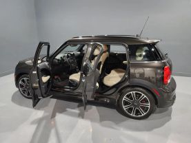 2016 Mini Countryman - - Image 9