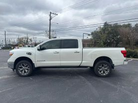 2017 NISSAN TITAN XD CREW CAB