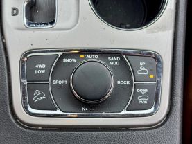 2011 JEEP GRAND CHEROKEE SUV V8, 5.7 LITER OVERLAND SPORT UTILITY 4D