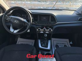 2019 Hyundai Elantra - Image 17