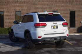 2017 JEEP GRAND CHEROKEE SUV V8, VVT, 5.7 LITER TRAILHAWK SPORT UTILITY 4D