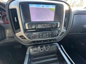 2015 GMC SIERRA 1500 CREW CAB PICKUP V8, ECOTEC3, 5.3 LITER SLT PICKUP 4D 5 3/4 FT