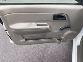 2005 CHEVROLET COLORADO REGULAR CAB PICKUP TRUCKS 4-CYL, 2.8 LITER LS PICKUP 2D 6 FT - Eddies Auto Sales
