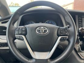 2018 TOYOTA SIENNA