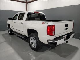 2016 Chevrolet Silverado 1500 Crew Cab - - Image 6