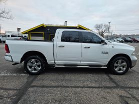 2017 RAM 1500 CREW CAB PICKUP V6, FLEX FUEL, 3.6 LITER SLT PICKUP 4D 5 1/2 FT