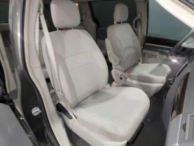 2010 Chrysler Town & Country - - Image 25