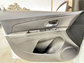 2014 Chevrolet Cruze Eco Sedan 4d - Image 17
