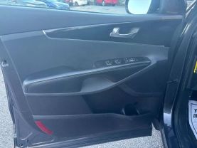 2017 KIA SORENTO SUV V6, GDI, 3.3 LITER EX SPORT UTILITY 4D