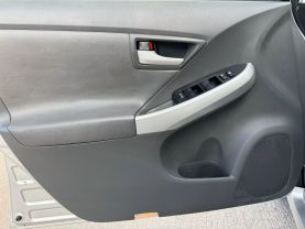 2010 TOYOTA PRIUS HATCHBACK 4-CYL, HYBRID, 1.8 LITER II HATCHBACK 4D