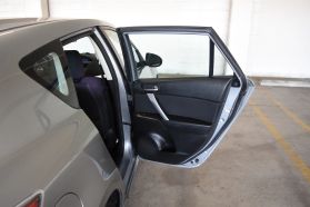 2012 MAZDA MAZDA3 HATCHBACK 4-CYL, 2.5 LITER S TOURING HATCHBACK 4D