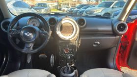 2012 Mini Countryman - Image 13