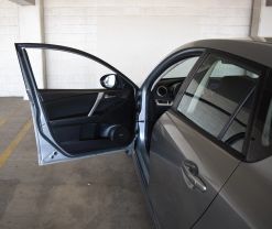 2012 MAZDA MAZDA3 HATCHBACK 4-CYL, 2.5 LITER S TOURING HATCHBACK 4D
