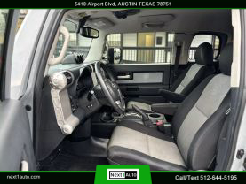 2013 TOYOTA FJ CRUISER SUV V6, 4.0 LITER SPORT UTILITY 2D