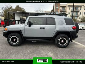 2013 TOYOTA FJ CRUISER SUV V6, 4.0 LITER SPORT UTILITY 2D
