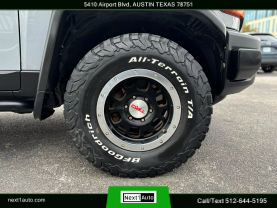 2013 TOYOTA FJ CRUISER SUV V6, 4.0 LITER SPORT UTILITY 2D