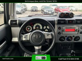 2013 TOYOTA FJ CRUISER SUV V6, 4.0 LITER SPORT UTILITY 2D