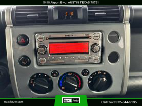 2013 TOYOTA FJ CRUISER SUV V6, 4.0 LITER SPORT UTILITY 2D