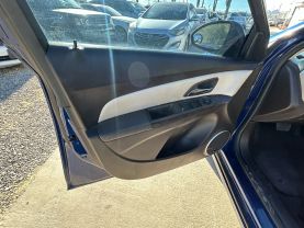 2012 Chevrolet Cruze - Image 16