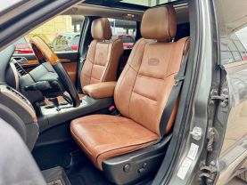 2011 JEEP GRAND CHEROKEE SUV V8, 5.7 LITER OVERLAND SPORT UTILITY 4D