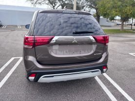 2019 MITSUBISHI OUTLANDER SUV 4-CYL, 2.4 LITER ES SPORT UTILITY 4D