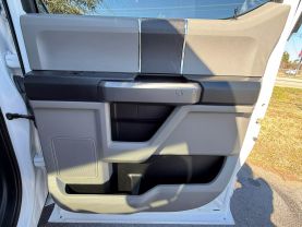2019 Ford F150 Supercrew Cab Xlt Pickup 4d 5 1/2 Ft - Image 28