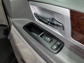 2010 Chrysler Town & Country - - Image 48