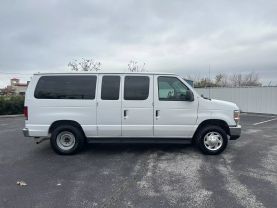 2011 FORD E150 PASSENGER