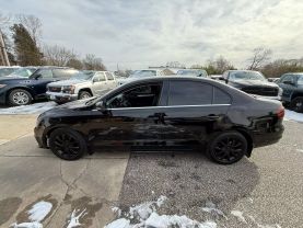2017 VOLKSWAGEN JETTA SEDAN 4-CYL, TURBO, 1.4 LITER 1.4T SE SEDAN 4D