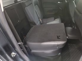2017 Chevrolet Colorado Crew Cab - - Image 17