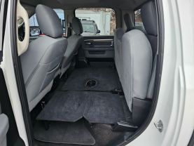 2017 RAM 1500 CREW CAB PICKUP V6, FLEX FUEL, 3.6 LITER SLT PICKUP 4D 5 1/2 FT