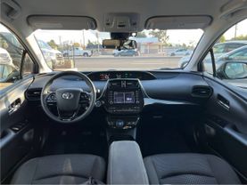 2020 TOYOTA PRIUS HATCHBACK 4-CYL, HYBRID, 1.8 LITER XLE HATCHBACK 4D