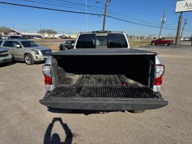 2017 NISSAN TITAN XD CREW CAB PICKUP V8, TURBO DIESEL, 5.0L PRO-4X PICKUP 4D 6 1/2 FT