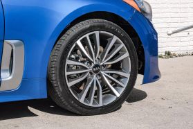 2019 KIA STINGER SEDAN 4-CYL, TURBO, 2.0 LITER PREMIUM SEDAN 4D