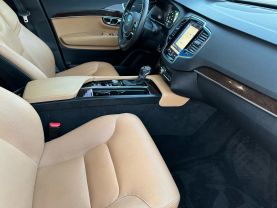 2016 VOLVO XC90 SUV 4-CYL, DRV-E SPRCHGD 2.0T T6 MOMENTUM SPORT UTILITY 4D