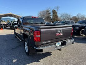 2015 GMC SIERRA 1500 CREW CAB PICKUP V8, ECOTEC3, 5.3 LITER SLE PICKUP 4D 5 3/4 FT