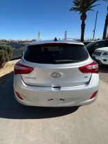 2013 Hyundai Elantra - Image 4