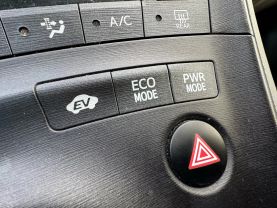 2010 TOYOTA PRIUS HATCHBACK 4-CYL, HYBRID, 1.8 LITER II HATCHBACK 4D