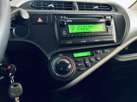 2012 TOYOTA PRIUS C HATCHBACK 4-CYL, HYBRID, 1.5 LITER FOUR HATCHBACK 4D