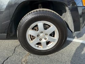 2010 JEEP GRAND CHEROKEE SUV V6, 3.7 LITER LAREDO SPORT UTILITY 4D