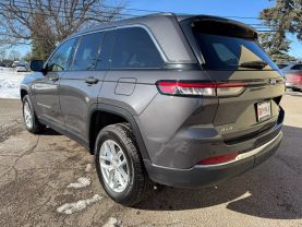2024 JEEP GRAND CHEROKEE SUV V6, VVT, 3.6 LITER LAREDO X SPORT UTILITY 4D