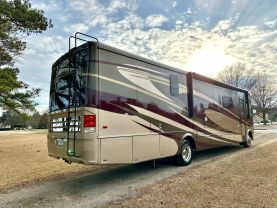 Used 2015 NEWMAR CANYON STAR - - 3914 - LA Auto Star located in Virginia Beach, VA