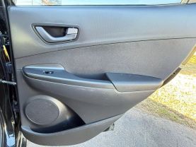 2018 Hyundai Kona Sel Sport Utility 4d - Image 26