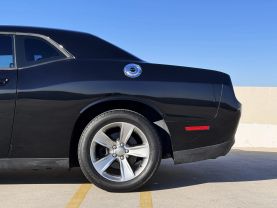 2016 DODGE CHALLENGER COUPE V6, 3.6 LITER SXT COUPE 2D