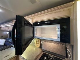 Used 2015 NEWMAR CANYON STAR - - 3914 - LA Auto Star located in Virginia Beach, VA