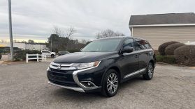 2017 MITSUBISHI OUTLANDER SUV 4-CYL, 2.4 LITER ES SPORT UTILITY 4D-Empire Motors INC